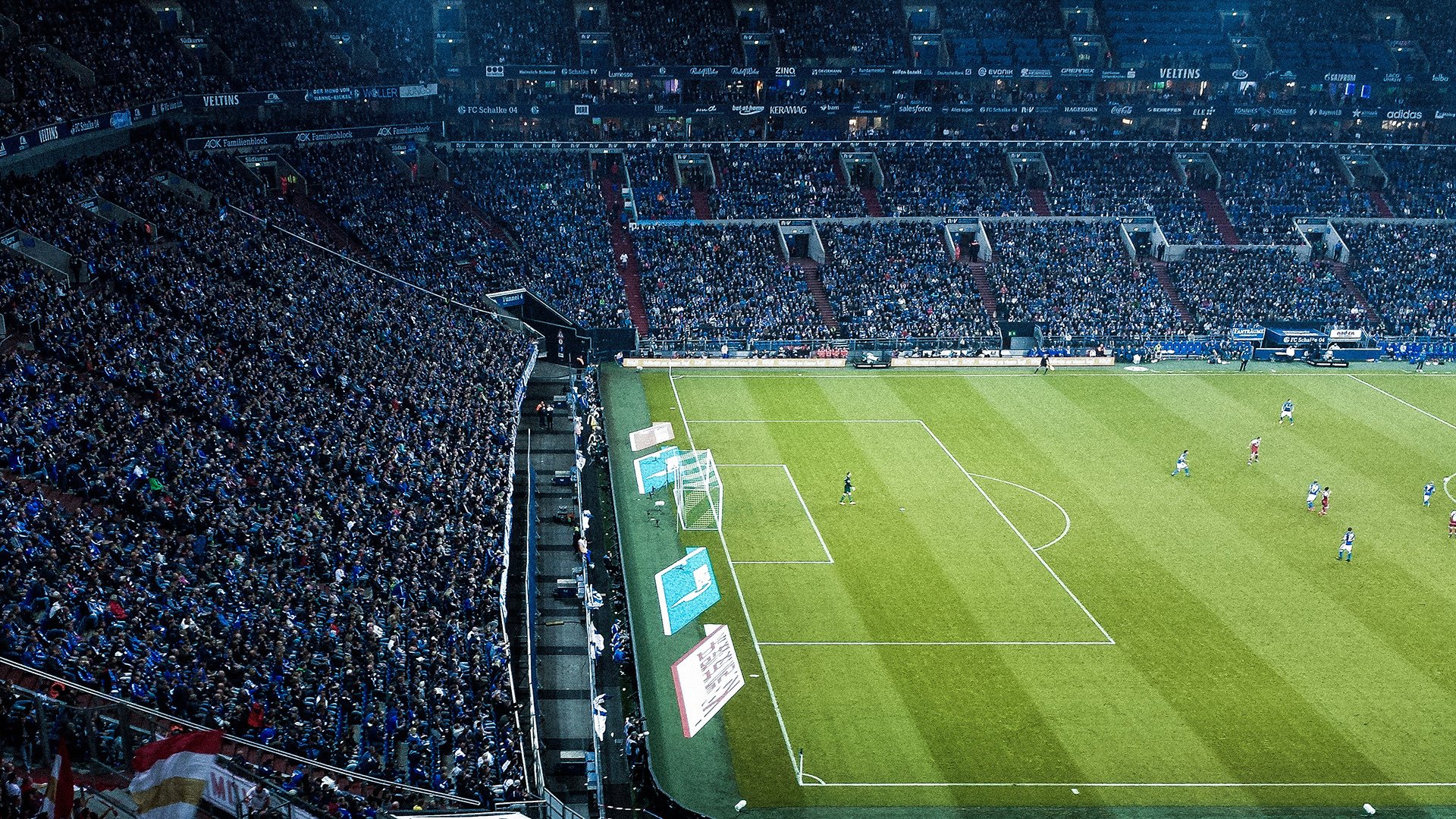 法兰克福客场-大胜沃尔夫斯堡,亨特梅开二度,德甲法兰克福对沃尔夫斯堡